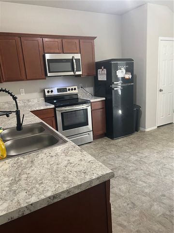 3325 Barnevelder Cove, Springdale, AR 72764