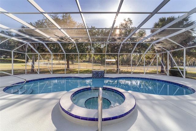 22620 HIGHWAY 441 N, Micanopy, FL 32667