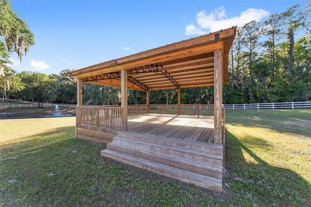 22620 HIGHWAY 441 N, Micanopy, FL 32667