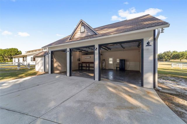 22620 HIGHWAY 441 N, Micanopy, FL 32667