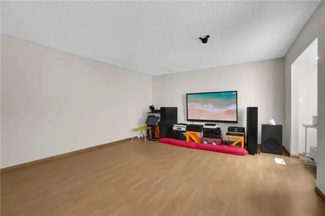 1020 De La Fuente Street, Monterey Park, CA 91754