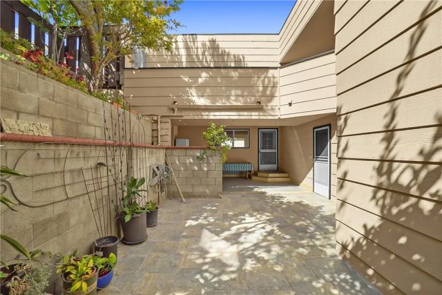 1020 De La Fuente Street, Monterey Park, CA 91754