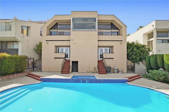 1020 De La Fuente Street, Monterey Park, CA 91754