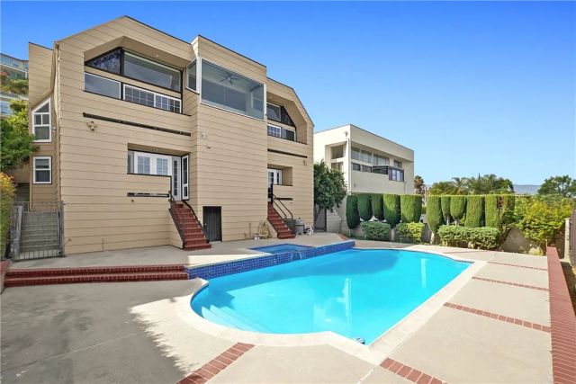1020 De La Fuente Street, Monterey Park, CA 91754