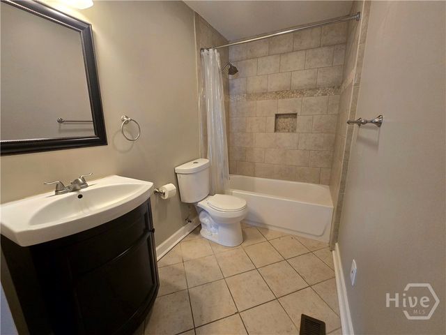 309 E 58th Street, Savannah, GA 31405