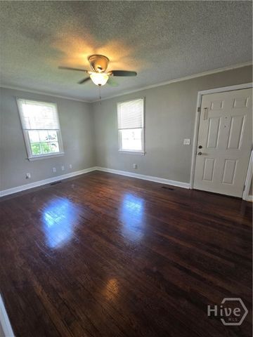 309 E 58th Street, Savannah, GA 31405