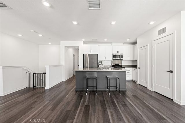 660 Sunrise St, Covina, CA 91723