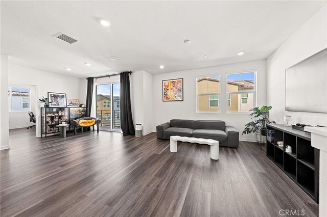 660 Sunrise St, Covina, CA 91723