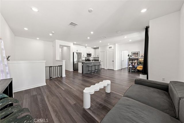 660 Sunrise St, Covina, CA 91723