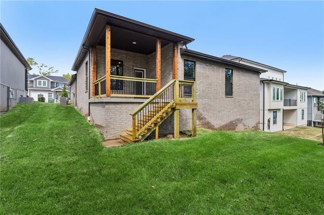 22695 W 87th Street, Lenexa, KS 66227