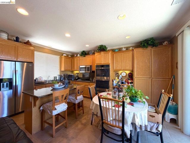 2084 Schell Mountain Way, Antioch, CA 94531