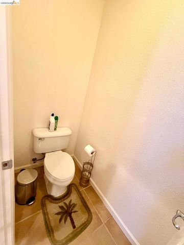 2084 Schell Mountain Way, Antioch, CA 94531