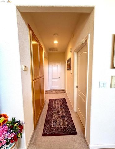 2084 Schell Mountain Way, Antioch, CA 94531
