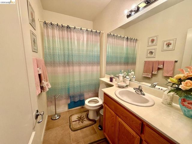 2084 Schell Mountain Way, Antioch, CA 94531