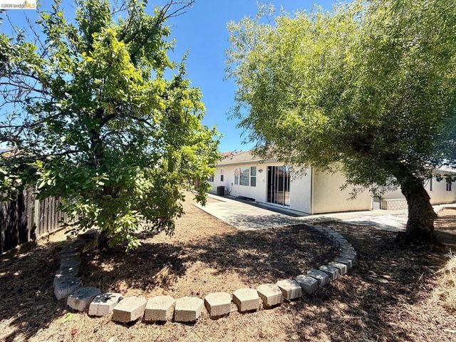 2084 Schell Mountain Way, Antioch, CA 94531