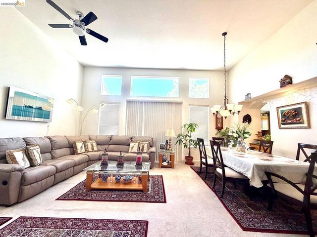 2084 Schell Mountain Way, Antioch, CA 94531