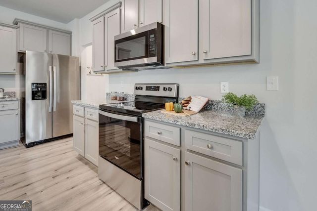 1713 Hillview Lane, Lithonia, GA 30058