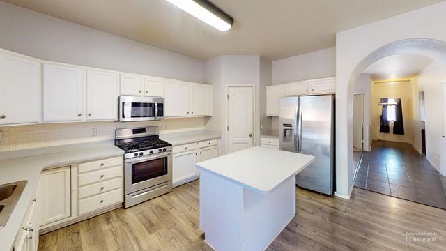 601 Soothing Meadows Drive NE, Rio Rancho, NM 87144