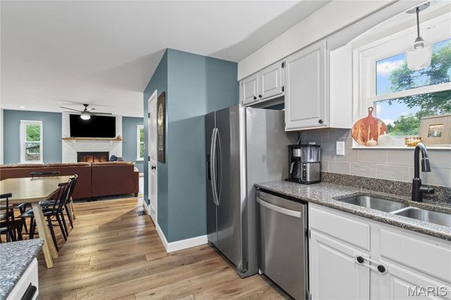 1382 Spring Drive, Herculaneum, MO 63048