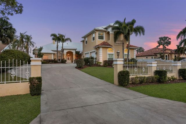 4915 TROYDALE ROAD, Tampa, FL 33615