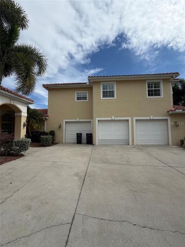 4915 TROYDALE ROAD, Tampa, FL 33615