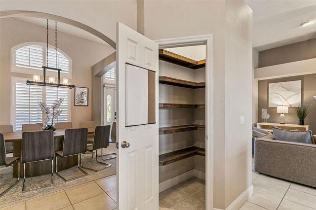 4915 TROYDALE ROAD, Tampa, FL 33615