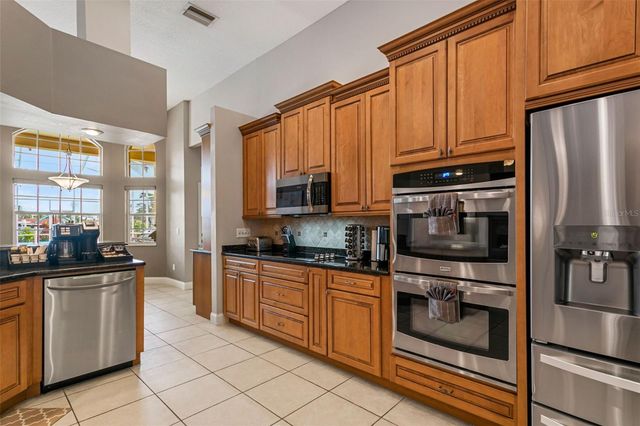 4915 TROYDALE ROAD, Tampa, FL 33615