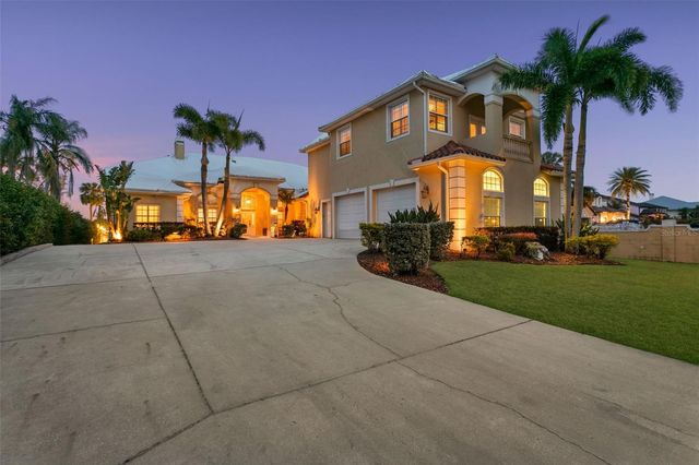 4915 TROYDALE ROAD, Tampa, FL 33615