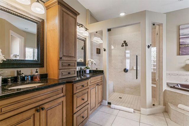 4915 TROYDALE ROAD, Tampa, FL 33615