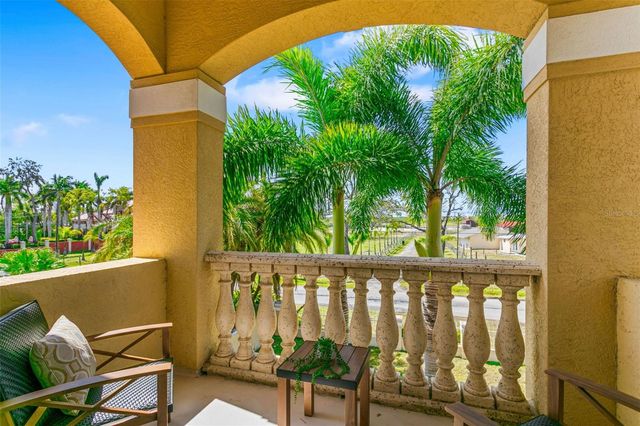4915 TROYDALE ROAD, Tampa, FL 33615