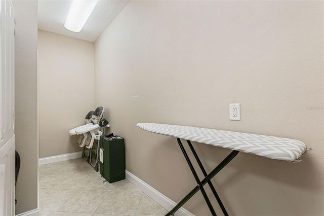 4915 TROYDALE ROAD, Tampa, FL 33615