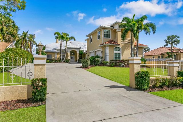 4915 TROYDALE ROAD, Tampa, FL 33615