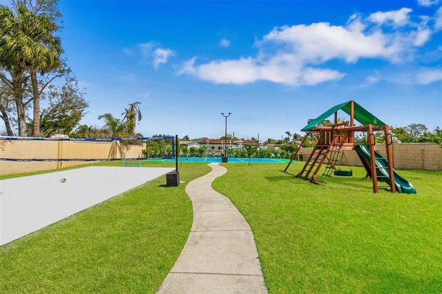 4915 TROYDALE ROAD, Tampa, FL 33615