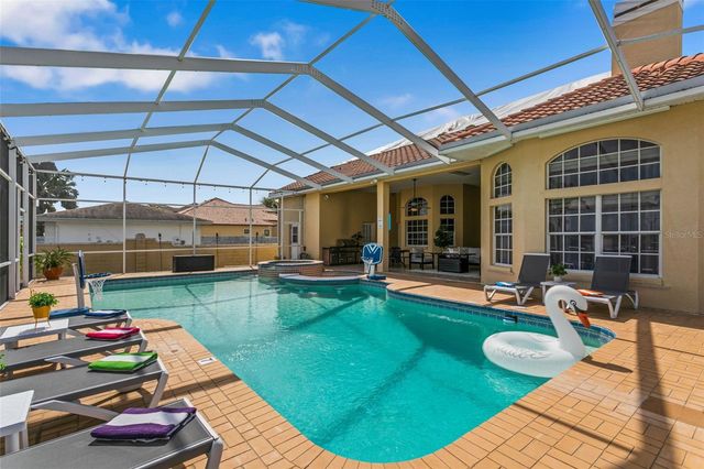 4915 TROYDALE ROAD, Tampa, FL 33615