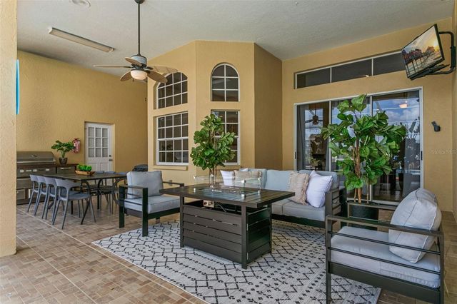 4915 TROYDALE ROAD, Tampa, FL 33615