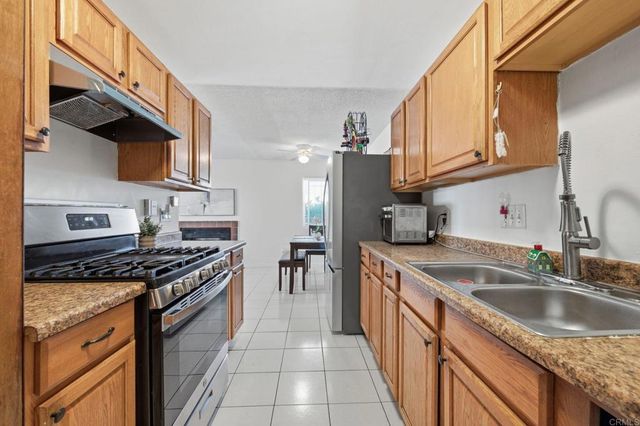 4473 Mayberry Street, San Diego, CA 92113