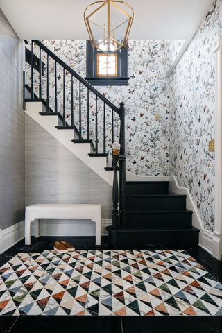 213 S 5th Street, Geneva, IL 60134