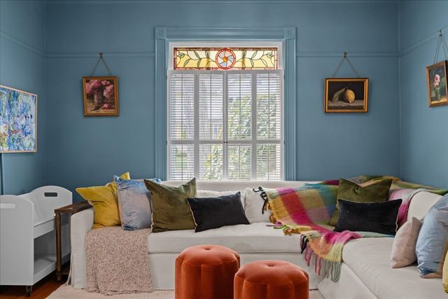 213 S 5th Street, Geneva, IL 60134