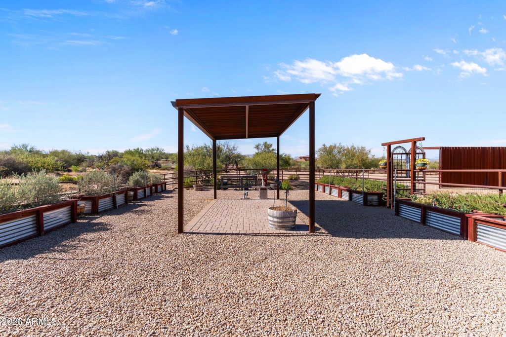 Image 25 of property listing at 32905 N 140TH Street, Scottsdale, AZ 85262