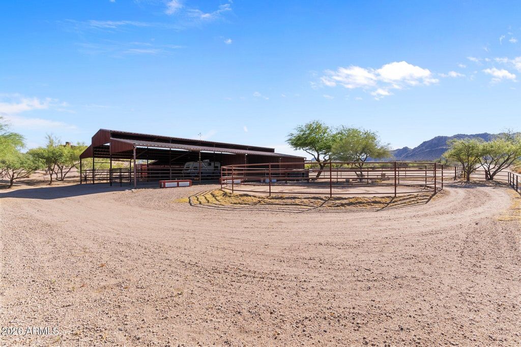 Image 31 of property listing at 32905 N 140TH Street, Scottsdale, AZ 85262