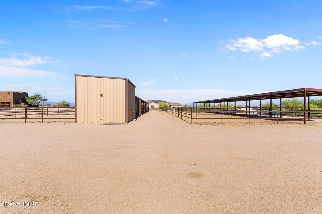 Image 33 of property listing at 32905 N 140TH Street, Scottsdale, AZ 85262