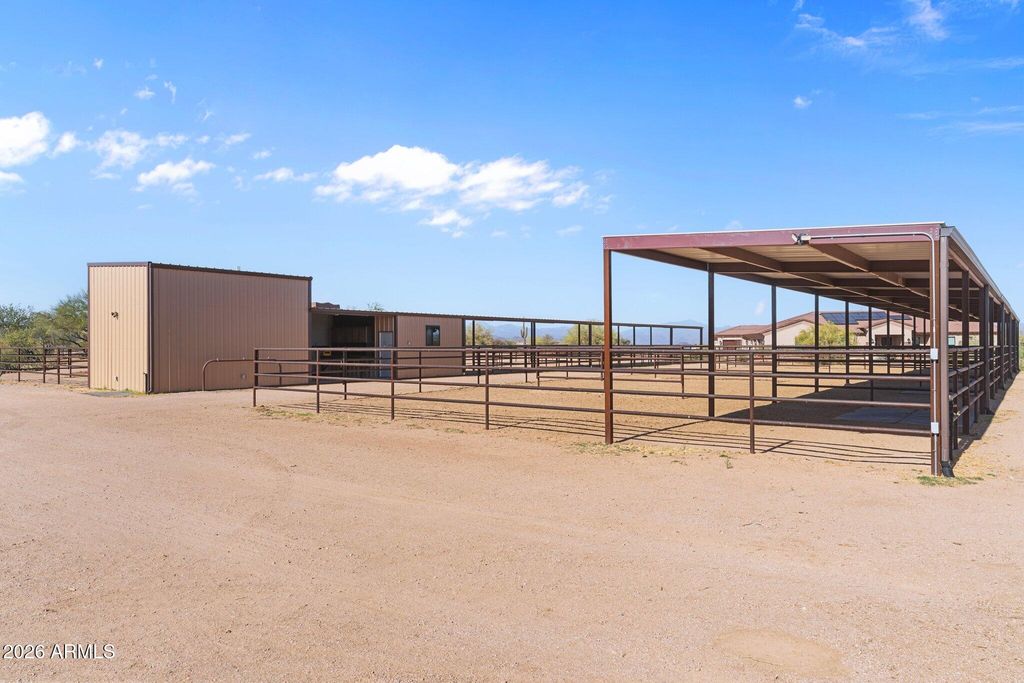 Image 34 of property listing at 32905 N 140TH Street, Scottsdale, AZ 85262