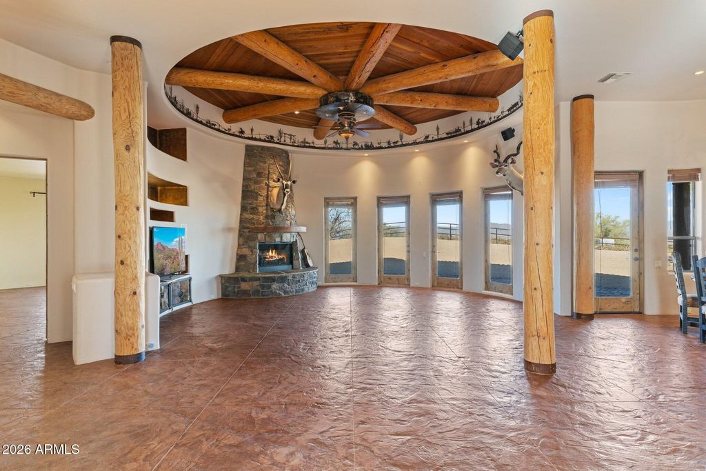 Image 46 of property listing at 32905 N 140TH Street, Scottsdale, AZ 85262