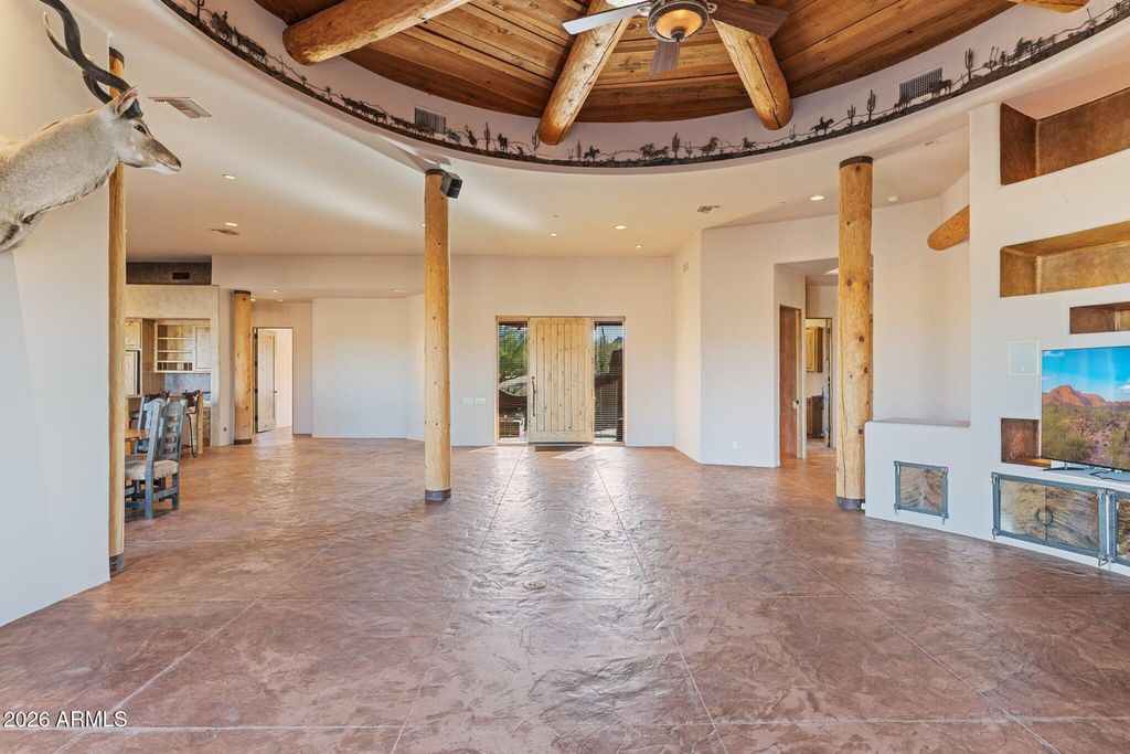 Image 48 of property listing at 32905 N 140TH Street, Scottsdale, AZ 85262