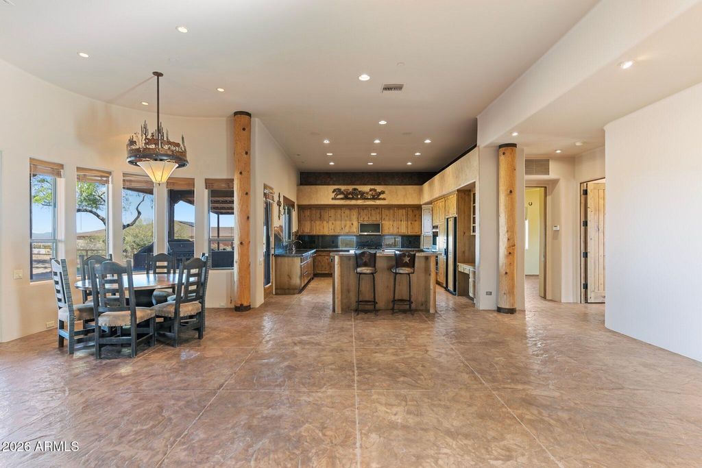 Image 56 of property listing at 32905 N 140TH Street, Scottsdale, AZ 85262