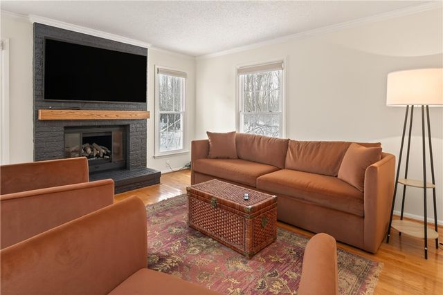 460 Upper Valley Road, Gates, NY 14624