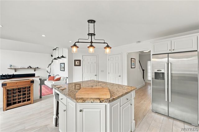 1 Cambridge Court, Lancaster, NY 14086
