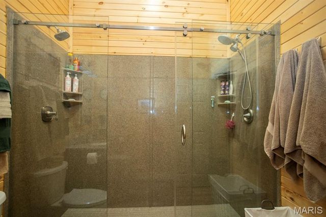 21805 Revere Lane, Waynesville, MO 65583