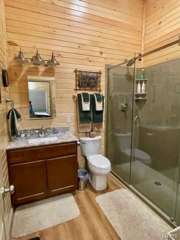 21805 Revere Lane, Waynesville, MO 65583