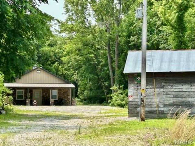 21805 Revere Lane, Waynesville, MO 65583